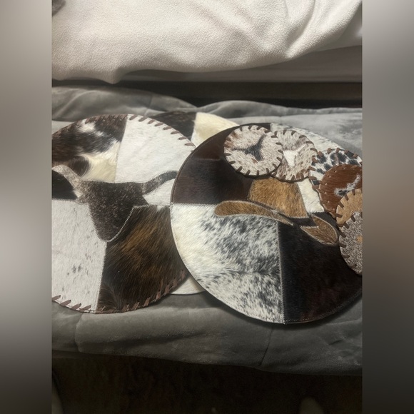 New Cowhide Patchwork Coasters Set and 3 placemats earth tones - Picture 3 of 9